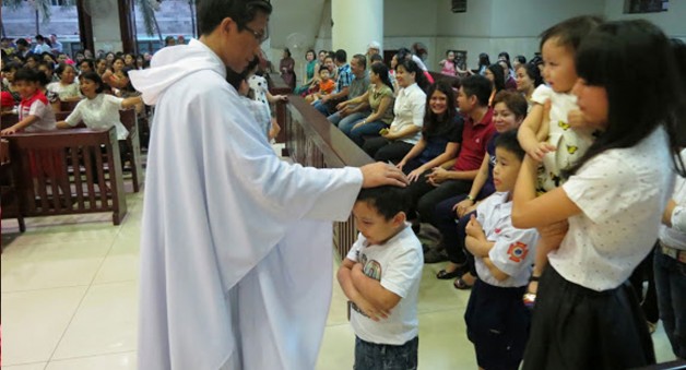 Lợi ích của Thánh lễ hằng ngày đối với trẻ em